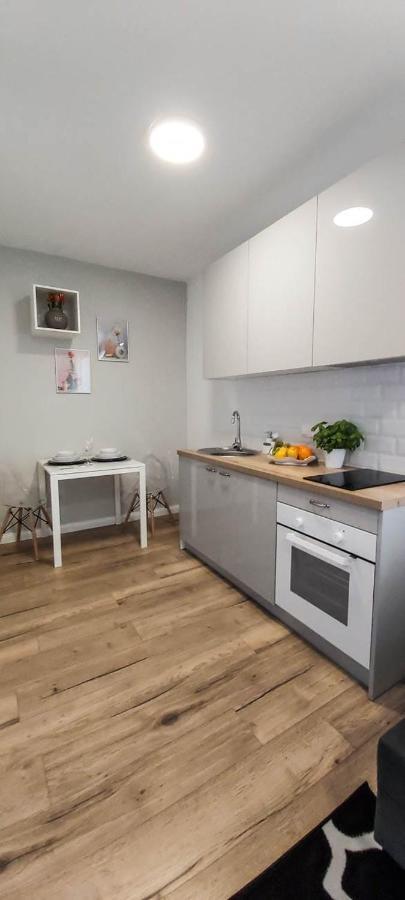 Bezagenta Mozart6 Studio Easy Access To City Wifi Warszawa Eksteriør bilde